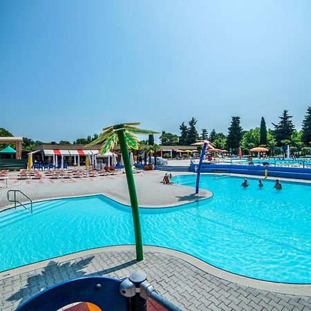 Baia Holiday Gasparina Castelnuovo del Garda Luaran gambar