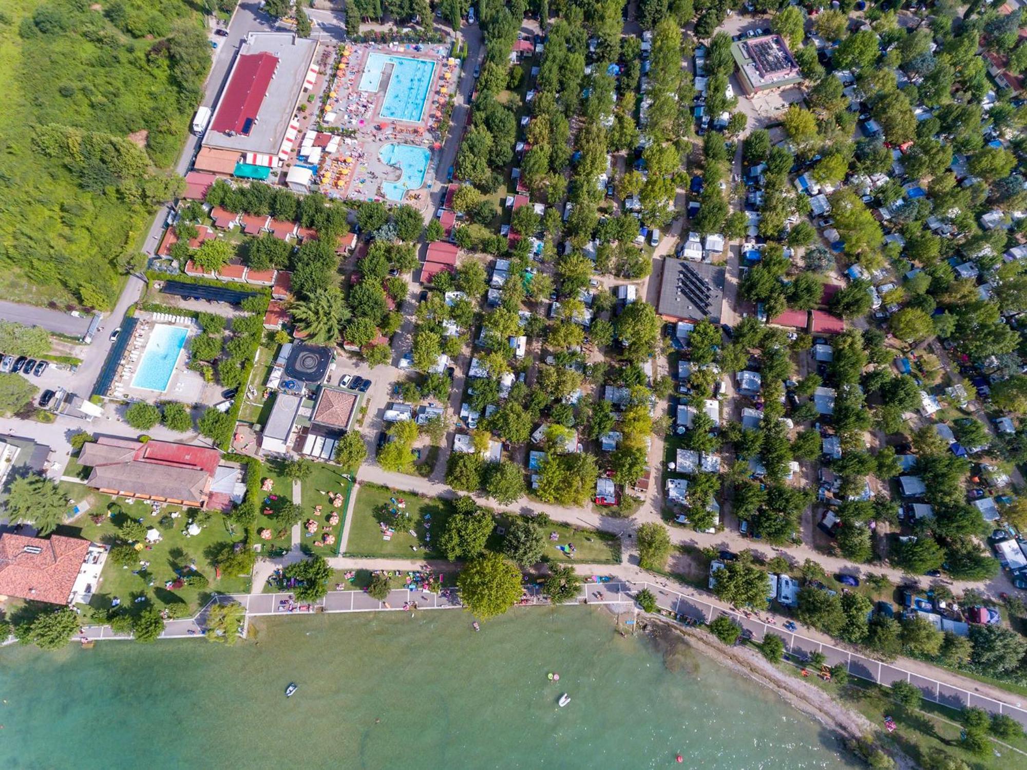 Baia Holiday Gasparina Castelnuovo del Garda Luaran gambar