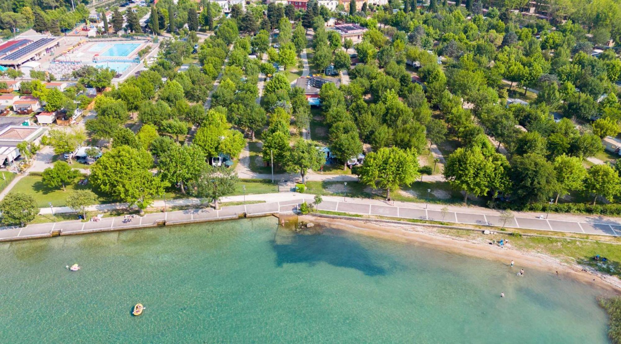 Baia Holiday Gasparina Castelnuovo del Garda Luaran gambar